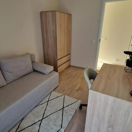 Lejlighed Modern With River View